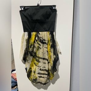 Alice +Olivia strapless mini silk dress
